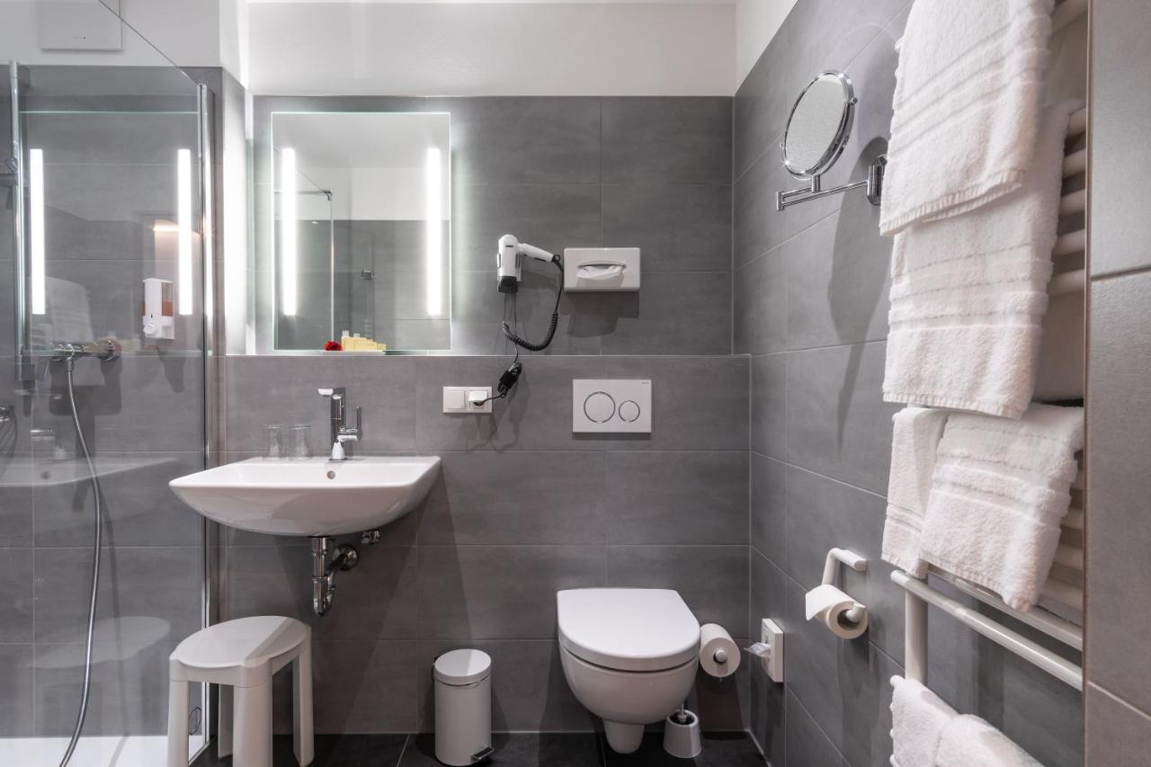 Hotel Elysee ซิลิเงนชตัดท์ ภายนอก รูปภาพ